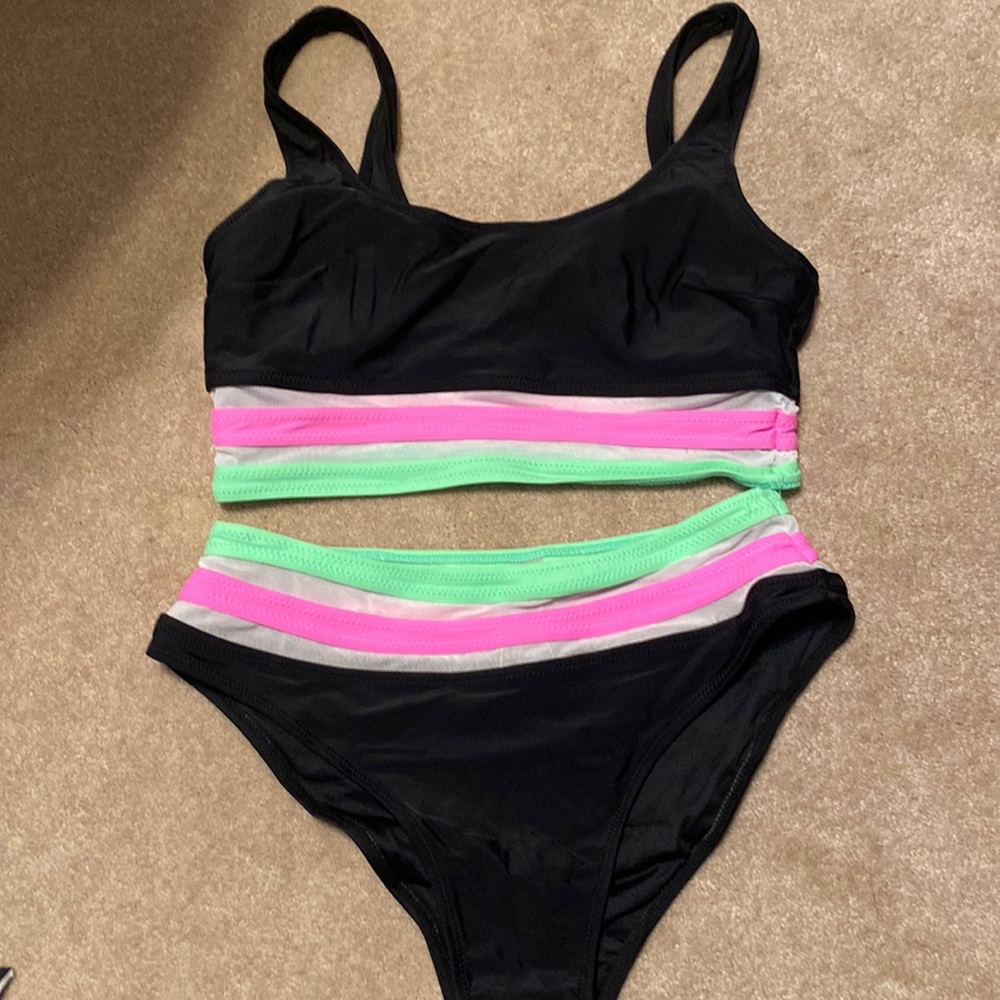Bathing suit